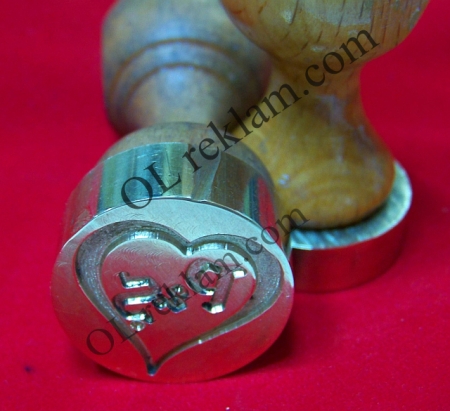 Prinç mum mühürü - Kalp desenli